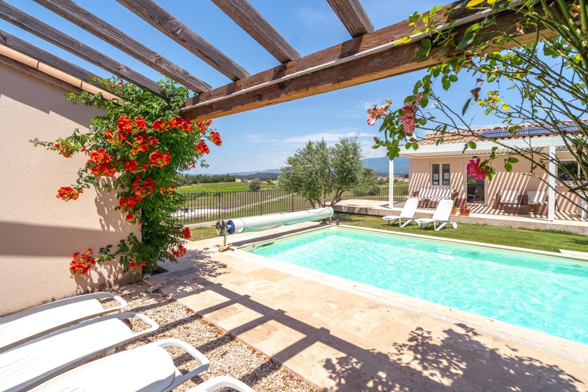 Les Terrasses De Cascavelle Villa Blauvac Exterior foto