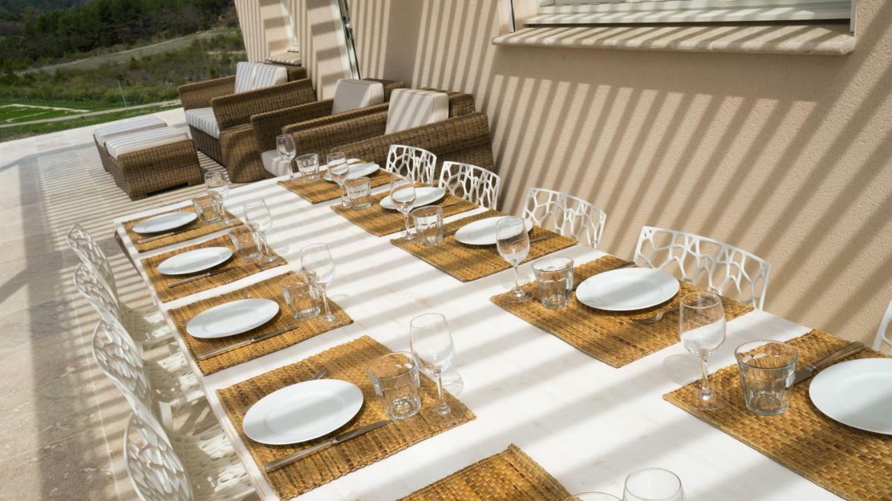 Les Terrasses De Cascavelle Villa Blauvac Exterior foto